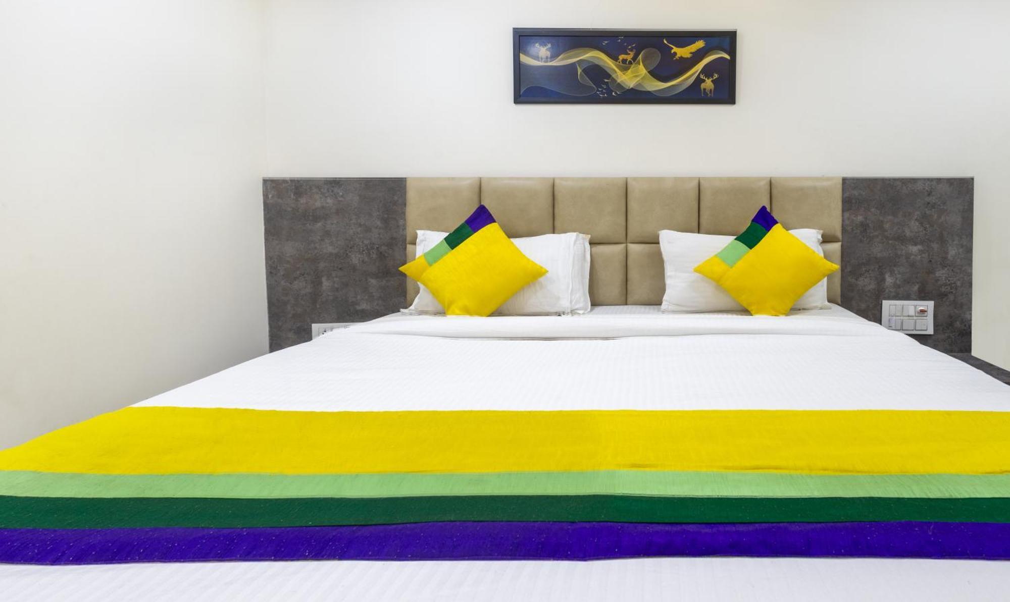 Itsy Hotels Signature, Nehru Nagar アーメダバード エクステリア 写真